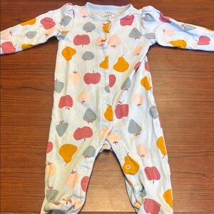 Carter’s fruit print footsie